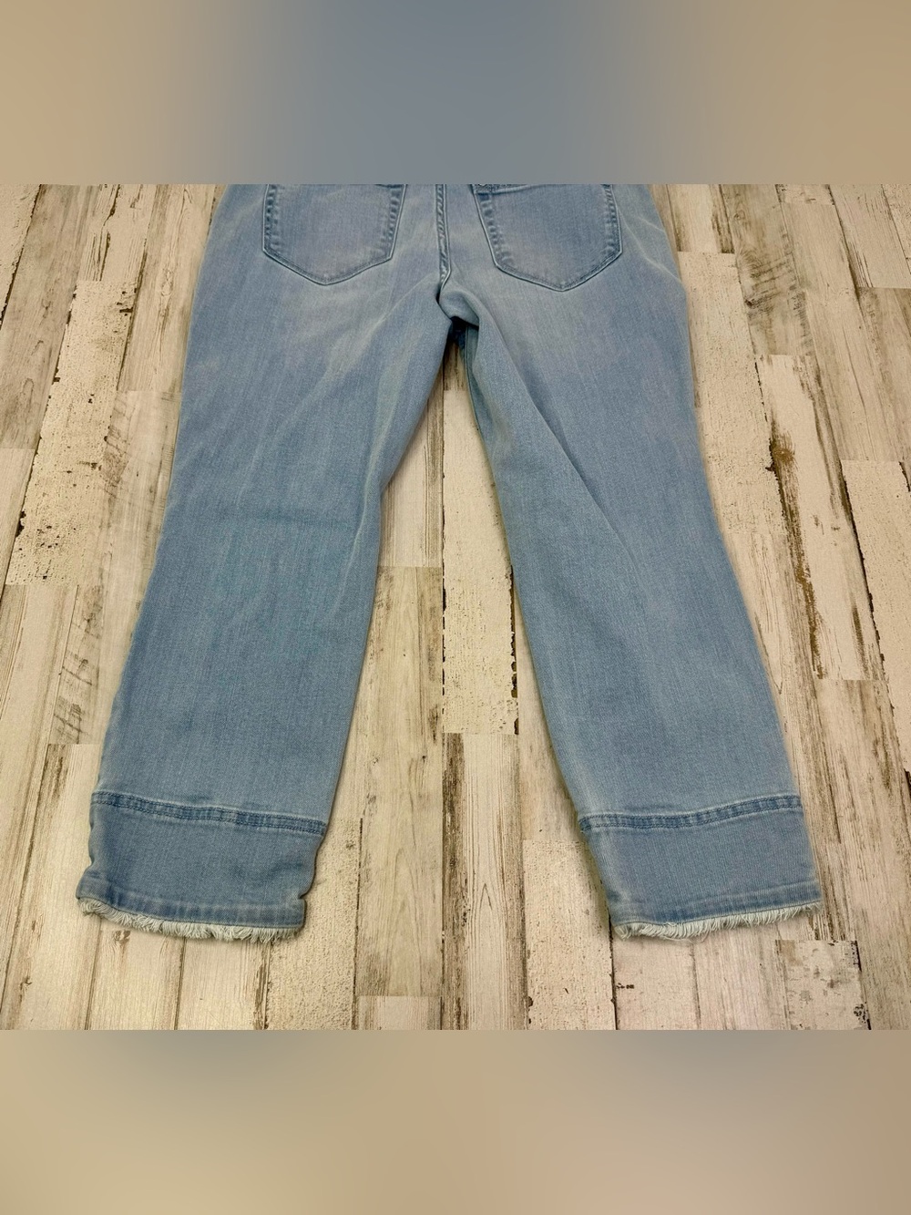 J Jill Cropped Blue Denim Jeans 4P (29x23) Light Wash Button Closure - Picture 12 of 12